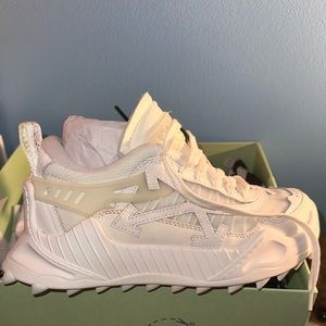 Off White Odsy 1000